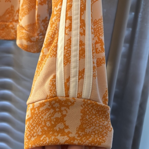 Adidas Drop Shoulder Sweatshirt - Picture 5 of 6